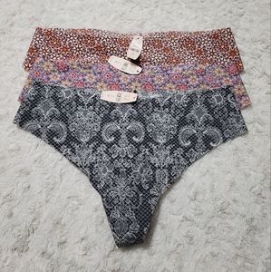 Victoria's Secret seamless thongs NWT, size XL, set of 3